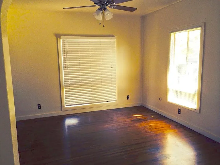 Living Room Pic 2