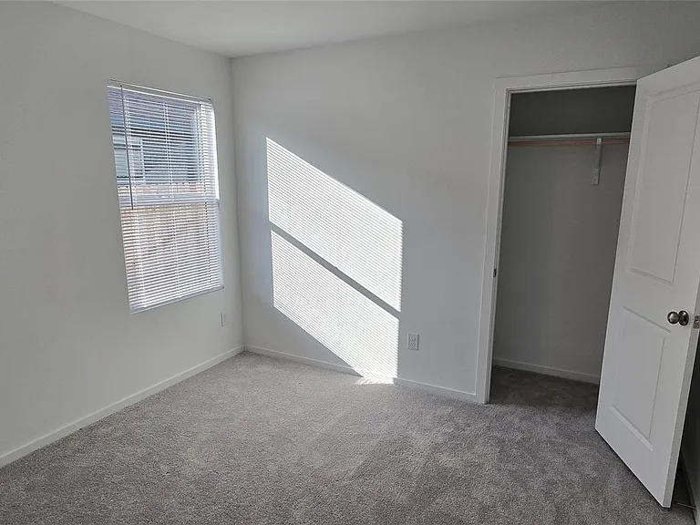 446 Sormonne Loop — Photo 10