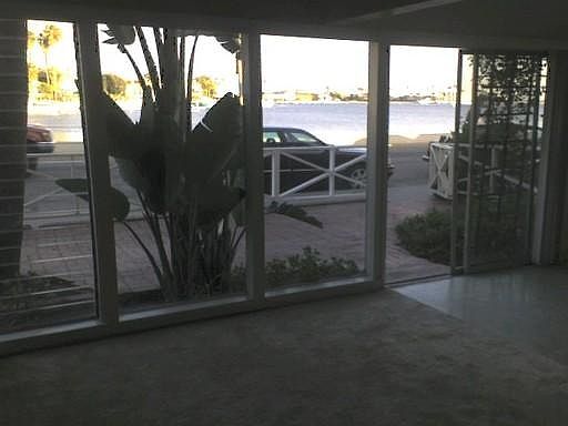 4th image of 165 Bay Shore Ave APT A