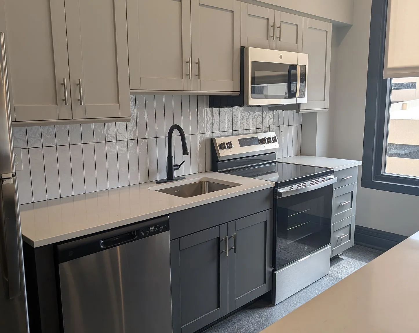 The Carrara on Farnam — Photo 2