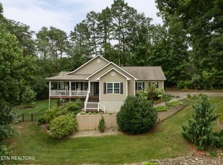 218 Seminole Cir, Loudon, TN 37774