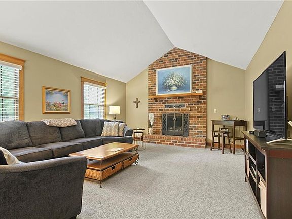 3rd image of 3064 Chardonnay Ln