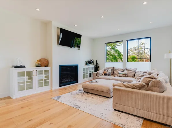 63 Boyd St, Victoria, BC V8V 2C8