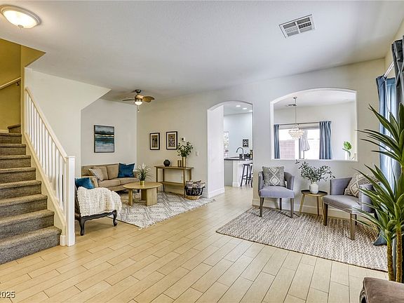 5th image of 6328 Desert Leaf St Unit 102
