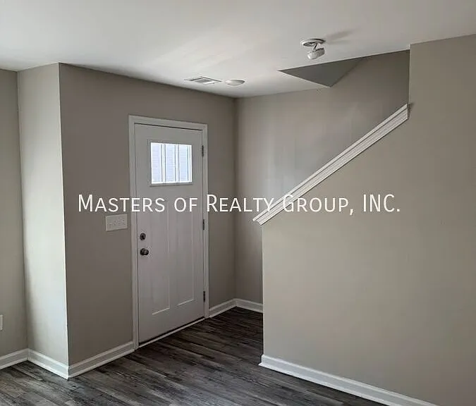 313 Ashigan St — Photo 11