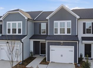 1952 Dapple Dr, Willow Springs, NC 27592