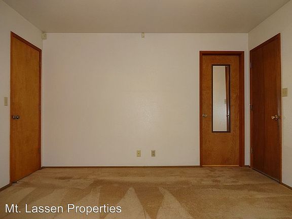 5th image of 625 Cameron Way