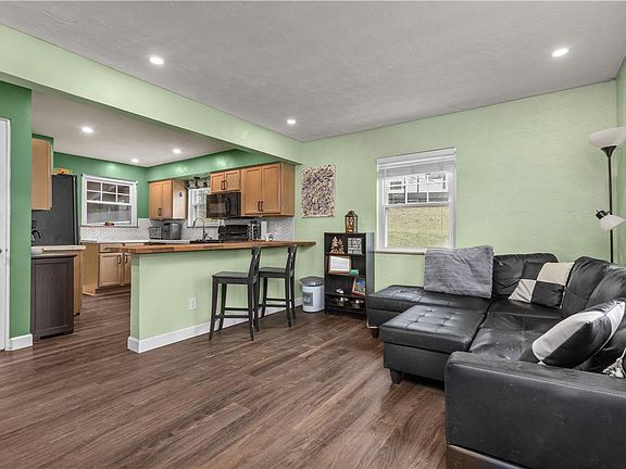 4th image of 2936 Idaho Ave