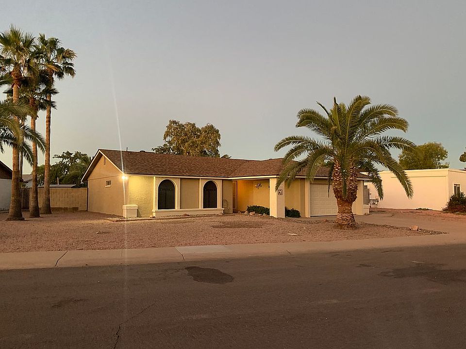 2nd image of 2111 W Palomino Dr