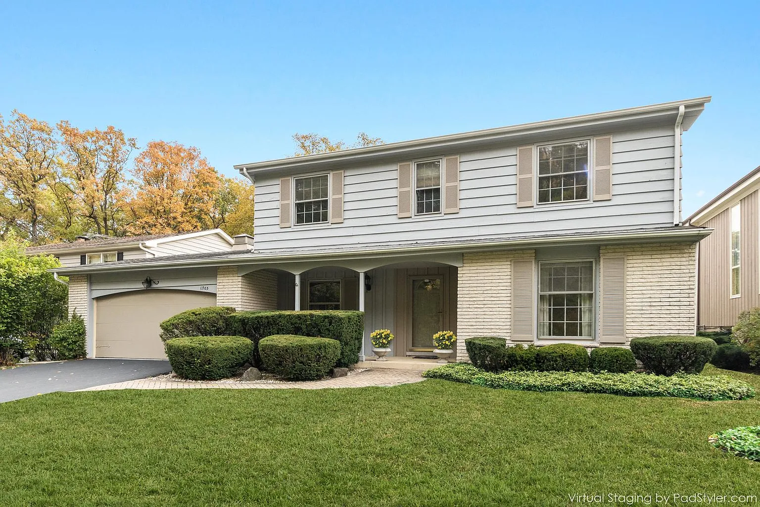 1705 Sherwood Rd photo 1
