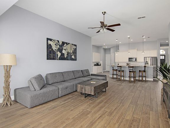 4th image of 2601 Willow Park Ln