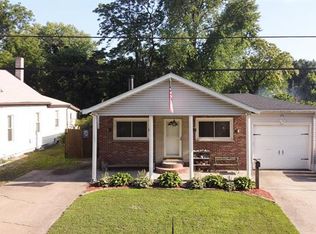 2902 Pershing Blvd, Granite City, IL 62040