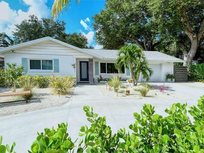 2140 Sunnyside Ln, Sarasota, FL, 34239