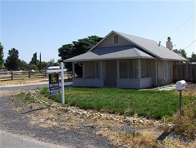 2/3 bed. 1 bath on .50 acre