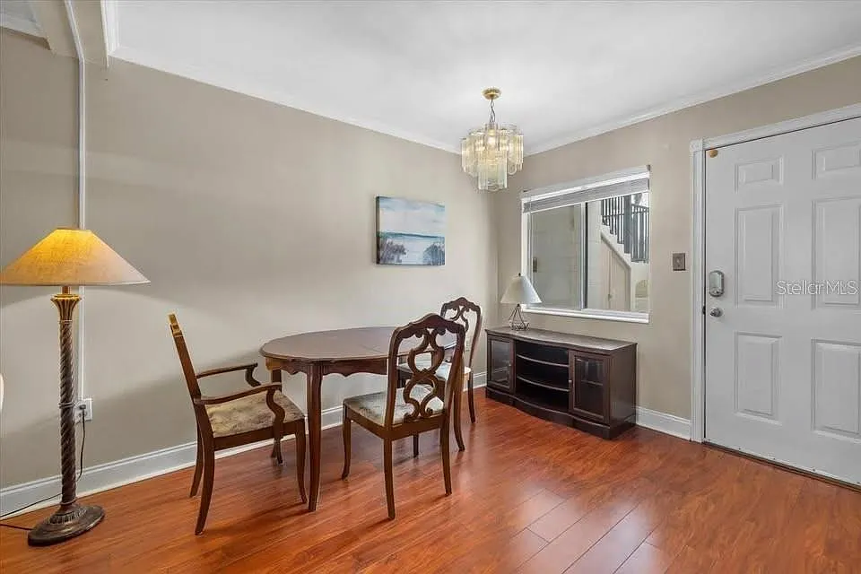 1 bed, 1.0 bath, 576 sqft, $1,150 — Photo 4