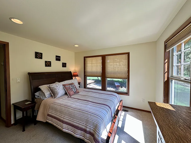 17027 Pasadena Rd — Photo 36