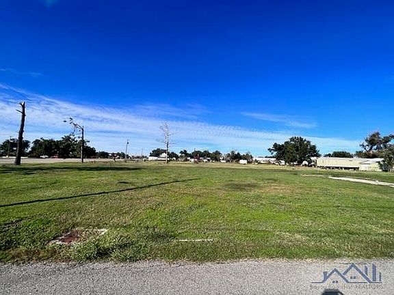 4th image of 2124 S South Alex Plaisance Blvd