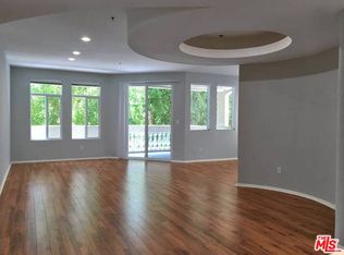 12712 Moorpark St APT 105, Studio City, CA 91604