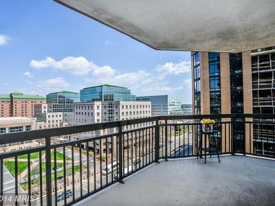 901 N Monroe St APT 915, Arlington, VA, 22201