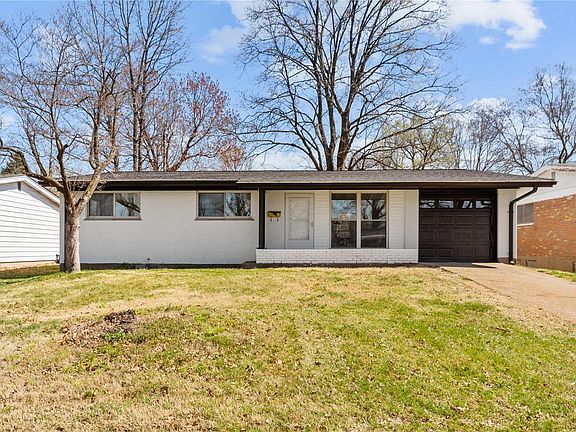 2nd image of 10334 Edgefield Dr