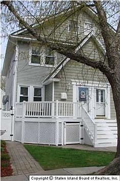 1st image of 165 Driggs St
