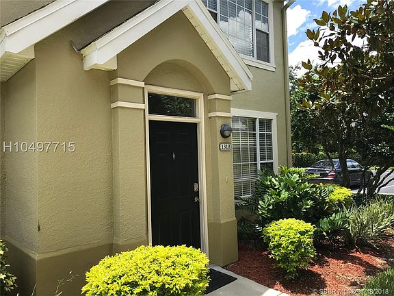 3rd image of 9061 Lee Vista Blvd APT 1310