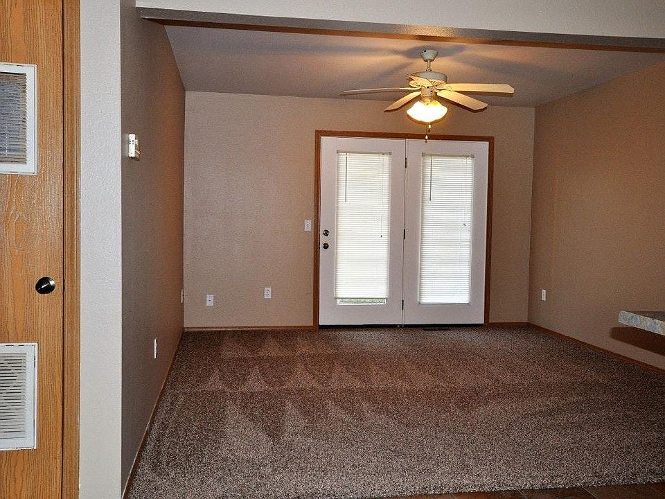 2nd image of 332 Pine St APT 201