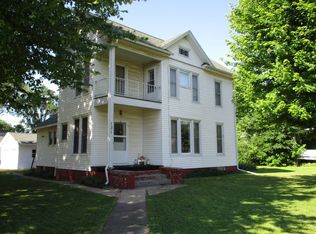 131 W Farmer St, Little York, IL 61453