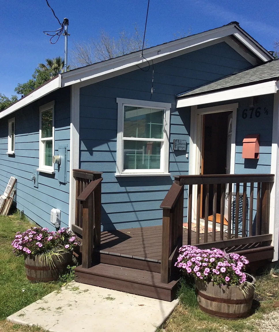 1 bed, 900 sqft, $1,500 — Photo 1