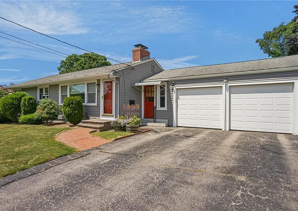 1st image of 203 Garden Hills Dr