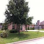 3rd image of 417 Amanda Ct