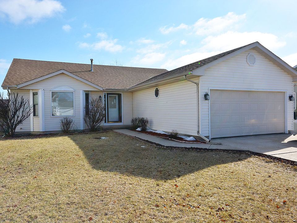 1st image of 2104 Cumberland Dr