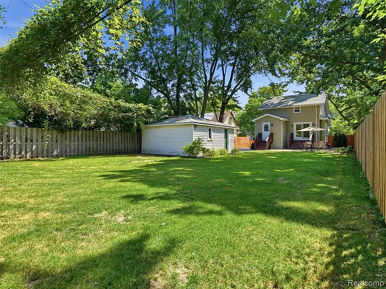 626 Kayser Ave — Photo 28