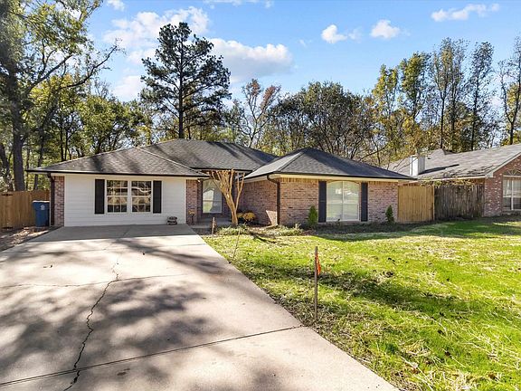 2nd image of 15631 Brittain Ct