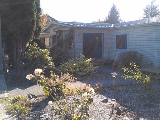 1st image of 3001 NW 117th Cir