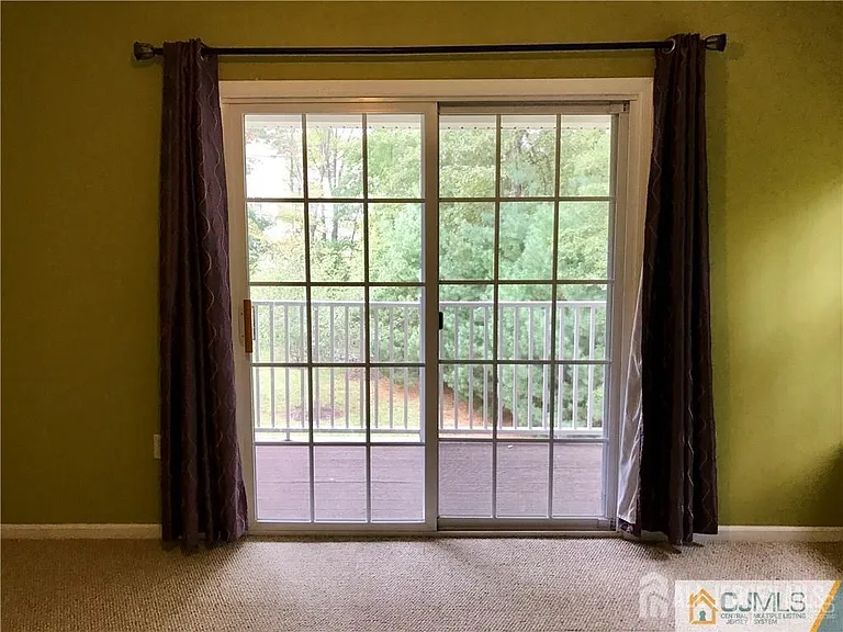 141 Forest Dr — Photo 11