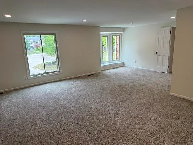 650 Deerfield Ct — Photo 19