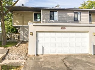 1295 Landmark Trl S, Hopkins, MN 55343