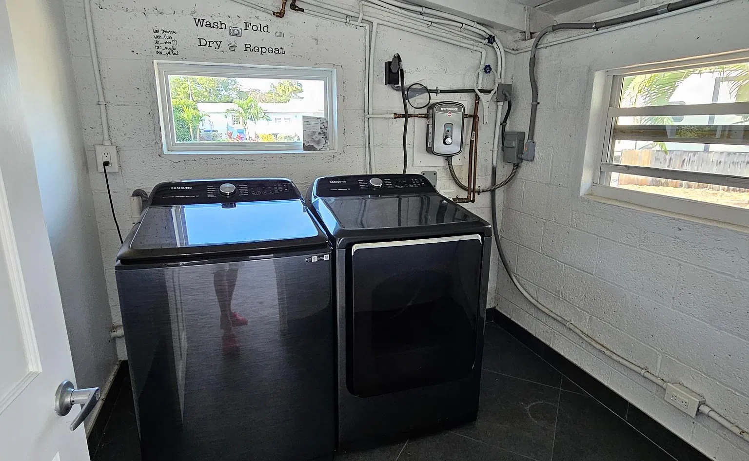 SW 13th Ct, Fort Lauderdale — Photo 4