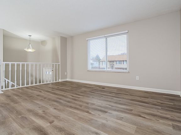 5th image of 2880 Chatsworth Way