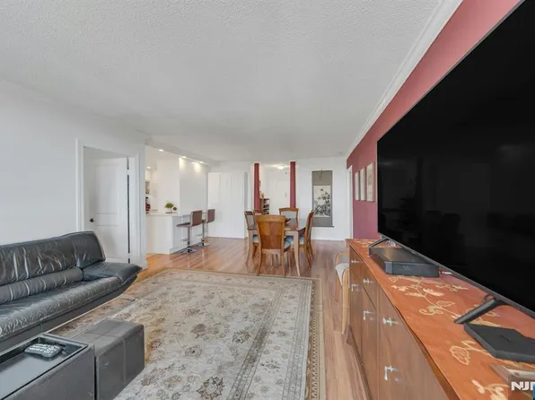 1530 Palisade Ave APT 23E, Fort Lee, NJ 07024