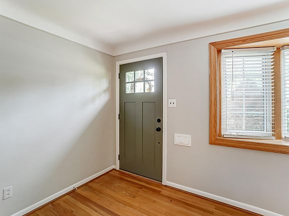 3rd image of 10404 Birkemeyer Dr