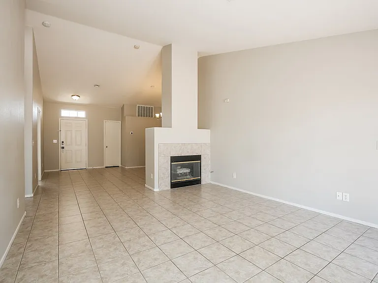 3744 Blue Dawn Dr — Photo 5