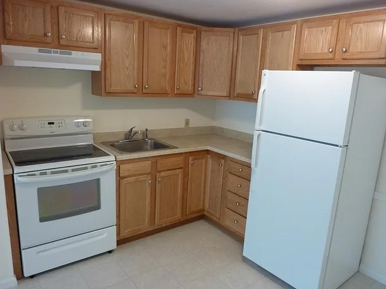101 E Broadway #9 — Photo 4