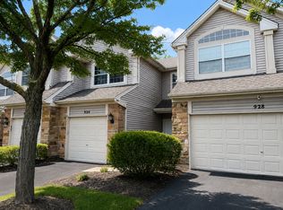930 Mesa Dr #930, Algonquin, IL 60102