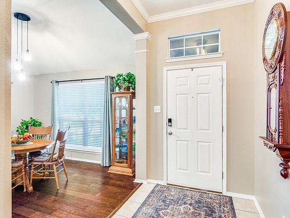 4th image of 10534 Highland Ridge Rd