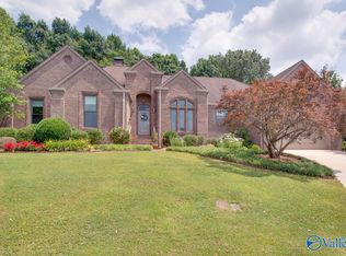 7207 Waterford Trce SE, Huntsville, AL 35802