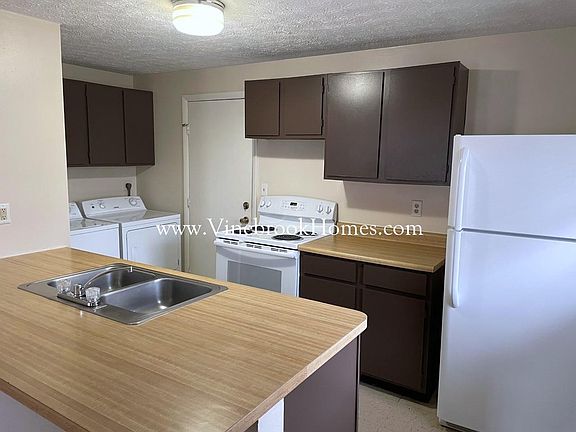 4th image of 8108 Mount Charles Dr