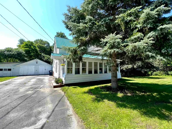1182 Lamkin Street, Highgate, VT 05459