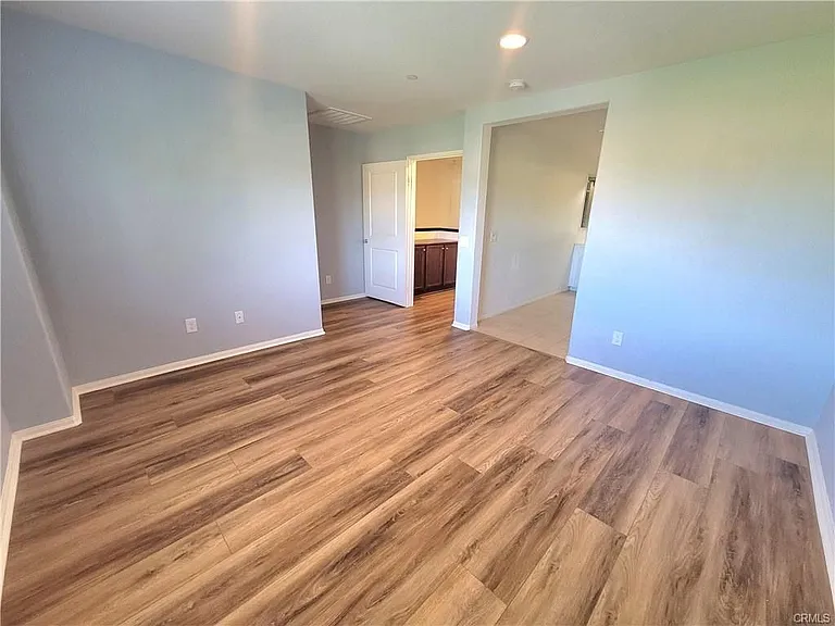 40955 Belleray Ave — Photo 22